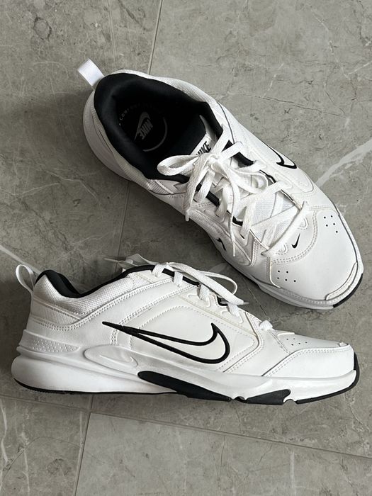 Чоловічі кросівки NIKE Defyallday 45 розмір нові