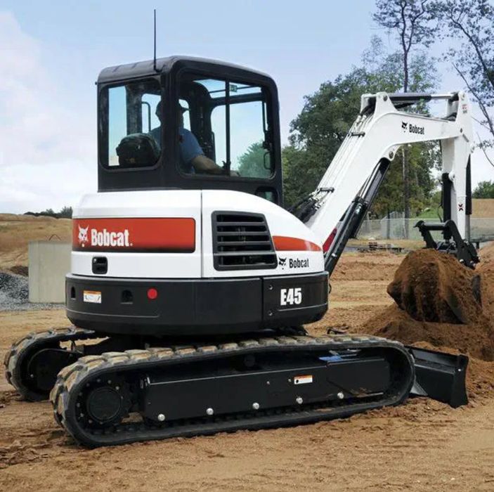 Recolha de entulhos limpeza de terrenos e trabalhos de giratoria