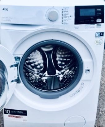 Pralka AEG 8 kg 1400 obrotow jak nowa