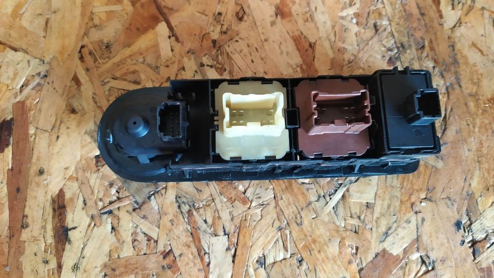 COMANDO / BOTÕES DOS VIDROS RENAULT CAPTUR