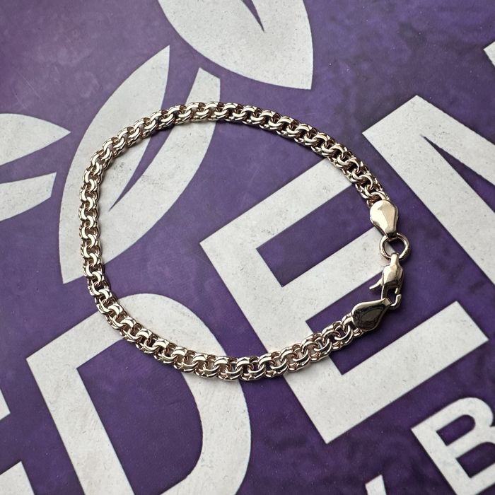 Браслет бісмарк.