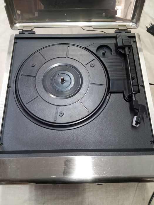 Radio z gramofonem Crolsey NR2304 Sound Master