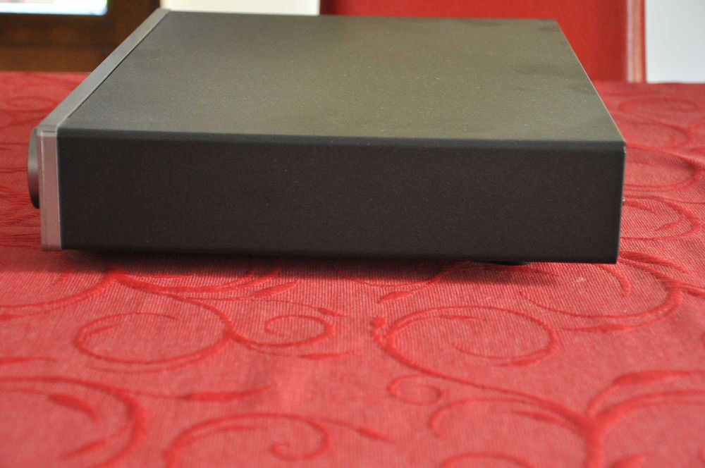 Odtwarzacz sieciowy Cambridge Audio CXN V2