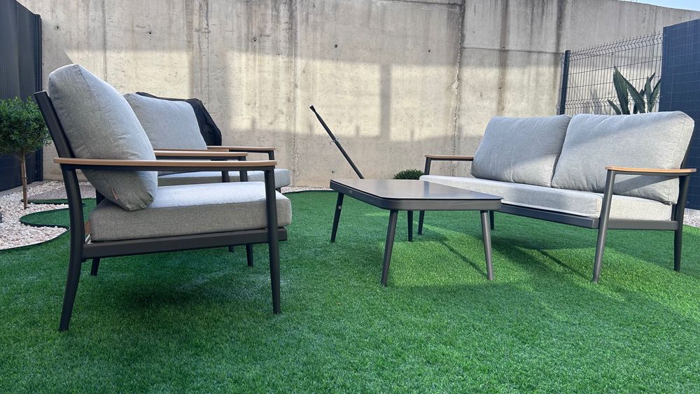Conjunto sofá e poltronas - para jardim