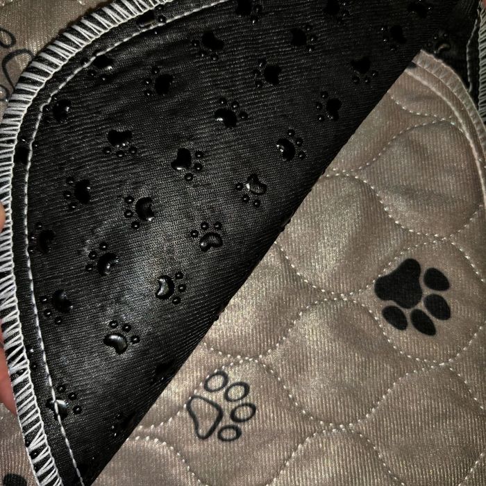 Многоразовые пелёнки фабричного производства с противоскользящим низом