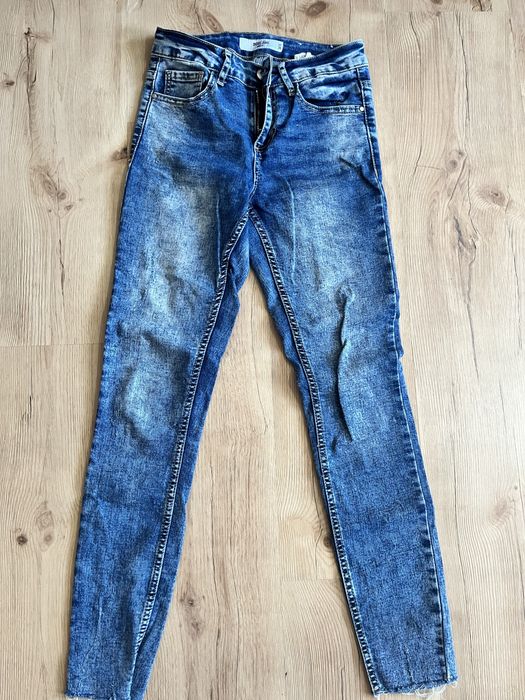 Spodnie jeansowe 34