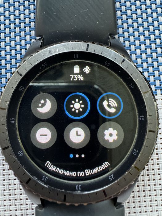 Смарт часы Samsung gear s3 frontier