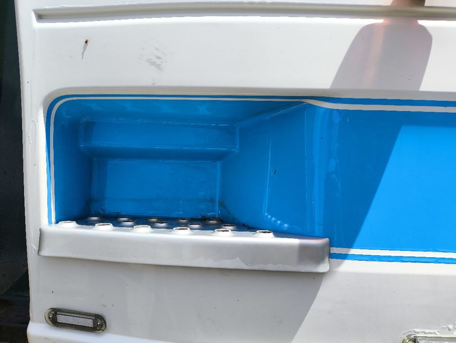 Saia lateral esquerda Scania R450 com patim Scania 2017