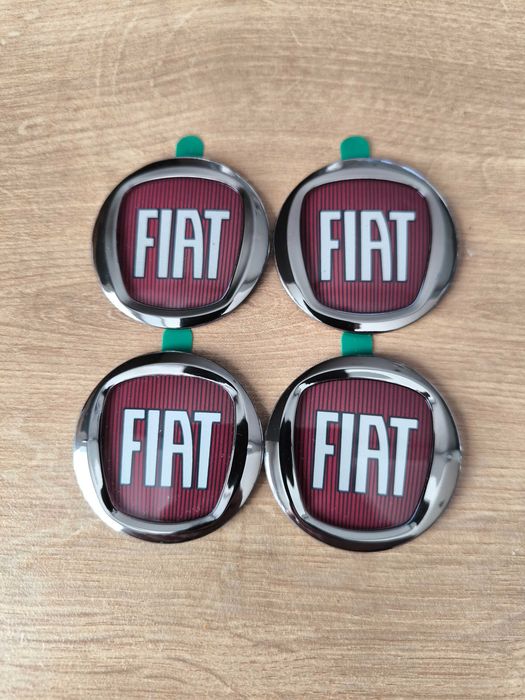 Emblemat, znaczek, dekielek do kołpaków 3D Fiat 50mm