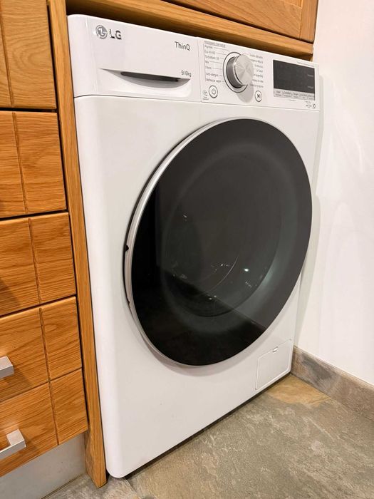Máquina Lavar e Secar Roupa LG