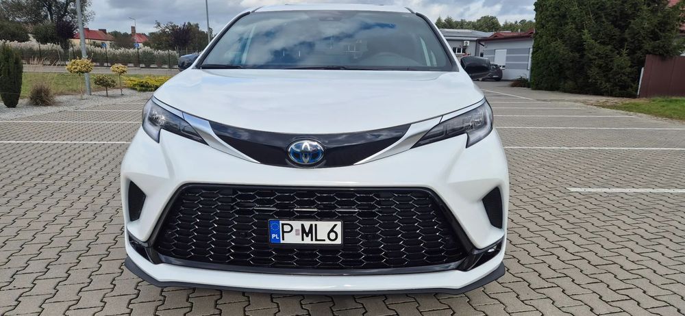 Toyota Sienna Xse Hybrid