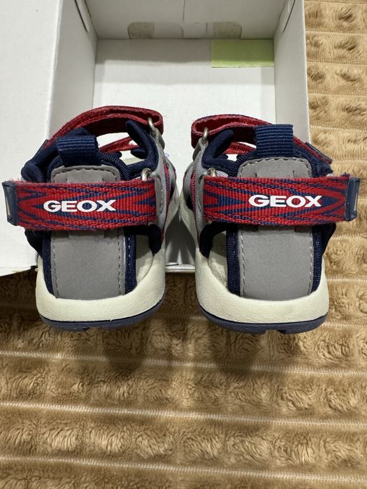 Geox босоніжки 24 розмір, устілка 14,8