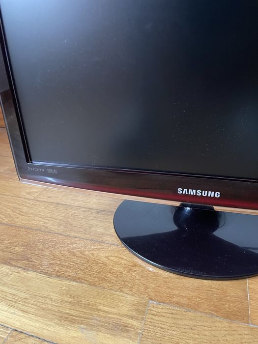 Monitor/TV Samsung  T220HD 22" – Excelente Estado)