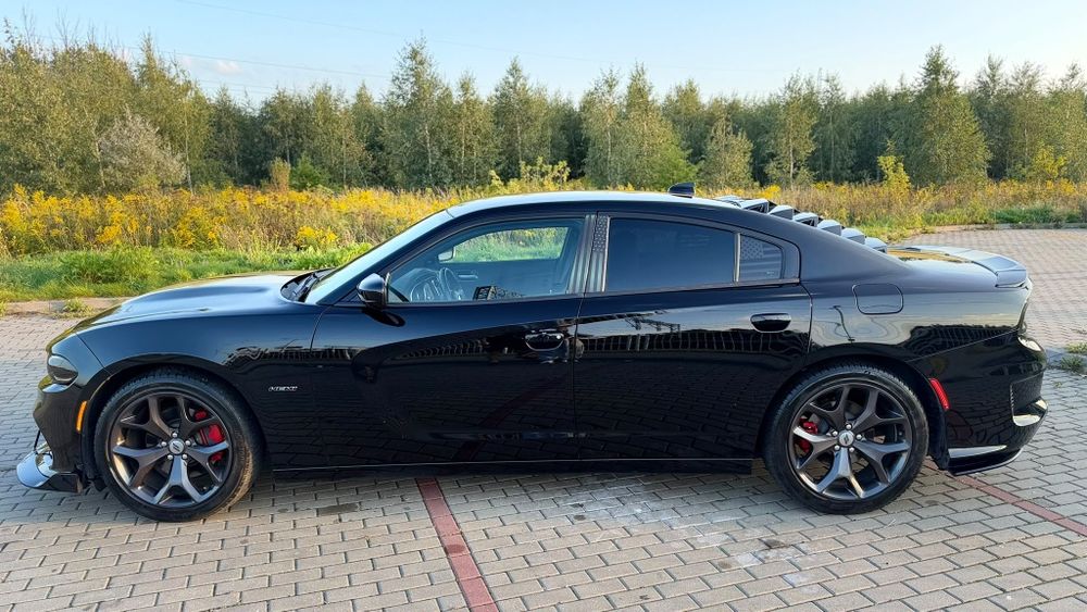 DODGE CHARGER 5.7 375 KM R/T 2017r LPG.