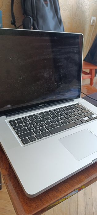 MacBook pro 15 2011 late на запчастини