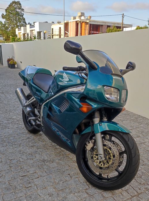 Honda VFR 750 RC36 II
