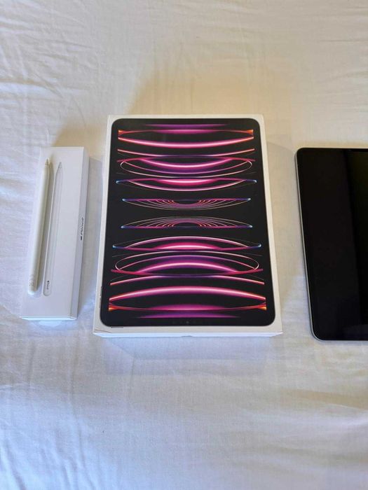 Apple iPad Pro 11" 4th Gen 128GB + Apple Pencil 2nd Gen