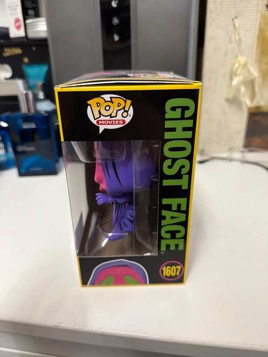 Funko Pop Ghostface Yellow/Black Box