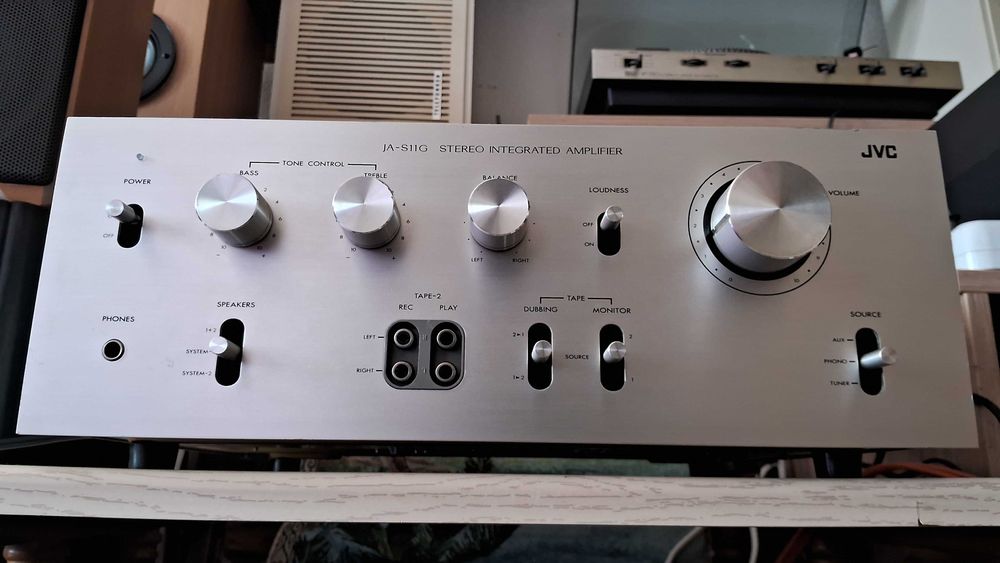 підсилювач JVC JA-S 11 Integrated amplifier 4 Oм: 2x 50Вт Made Japan