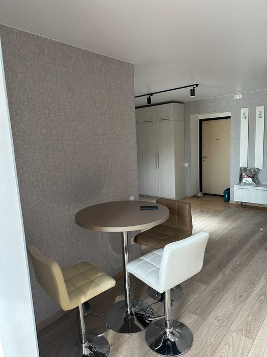 Однокімнатна квартира з євроремонтом!! Район Сади-2!!