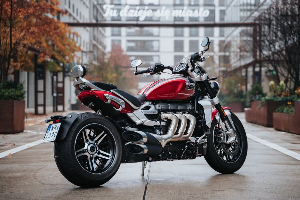 Triumph Rocket 3GT ( 2,5L ) - Wypożyczalnia Motocykli Warszawa | Rent Motorcycle Warsaw
