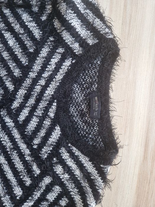 Biało-czarny igiełkowy sweter rozm. XS C&A Clockhouse