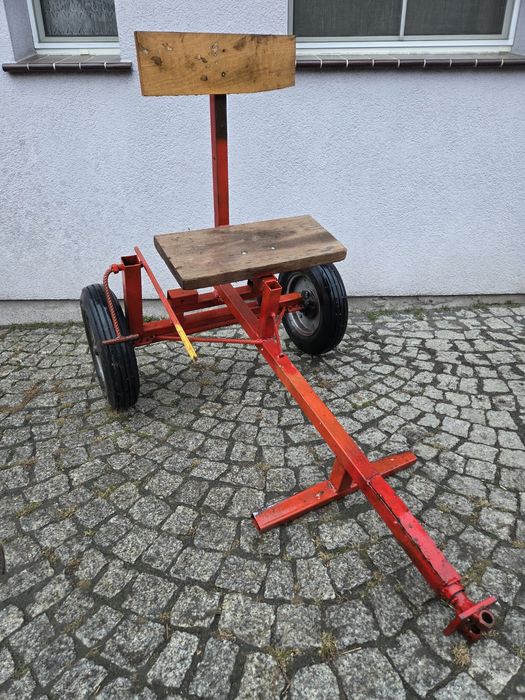 Traktorek dzik iseki +zestaw narzędzi