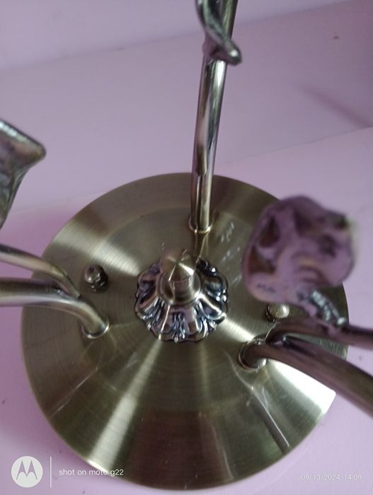 Lampa wisząca złota z trzema kloszami