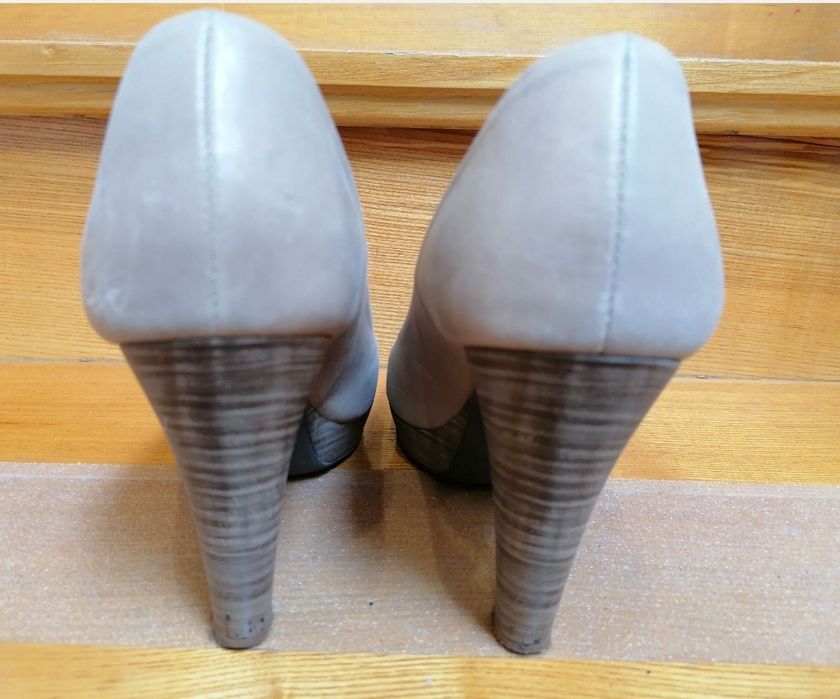 Buty skórzane beżowe roz 39