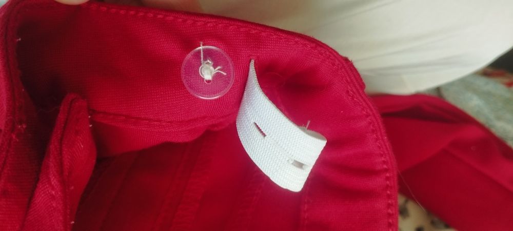 Брюки в школу на худеньку дівчинку