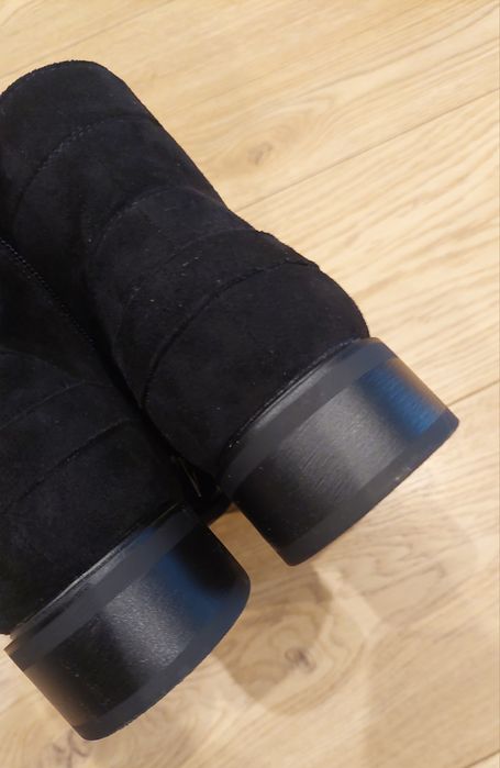 Nowe buty botki sztyblety  jesienne Cabin 38 czarny zamsz