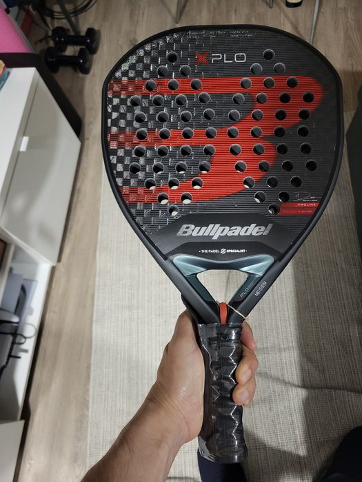 Vendo Raquete de Padel Bullpadel XPLO 2025 COMO NOVA