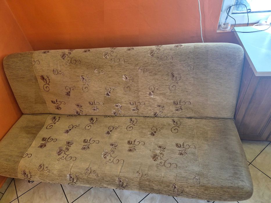 Wersalka rozkładana z funkcją spania