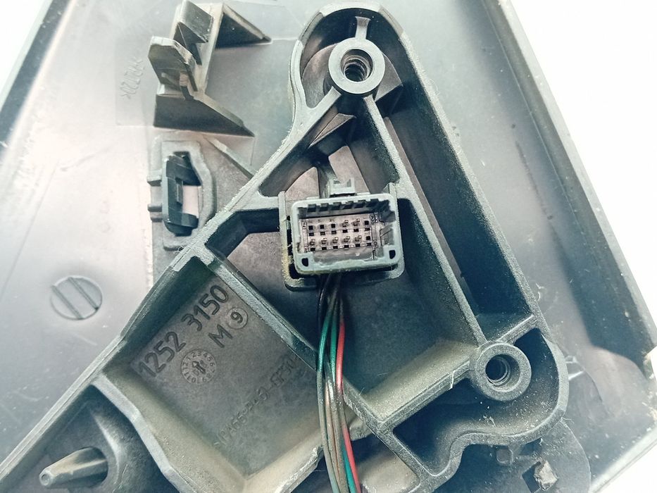 Retrovisor / espelho direito RENAULT Megane III (BZ0_)