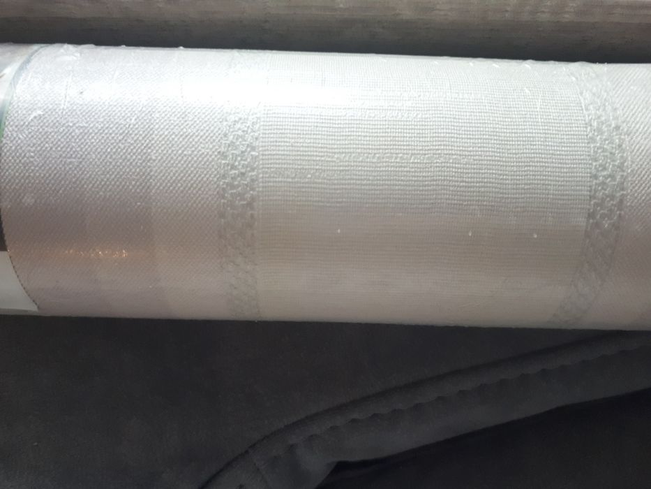 Обои хорошей марки.