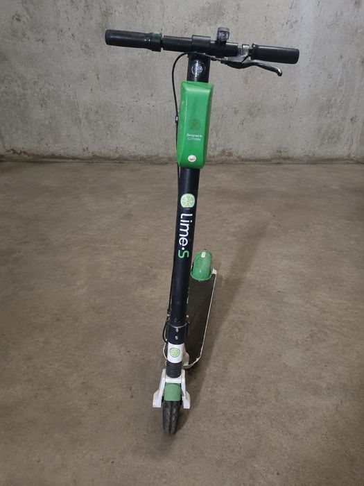 Електросамокат Lime s