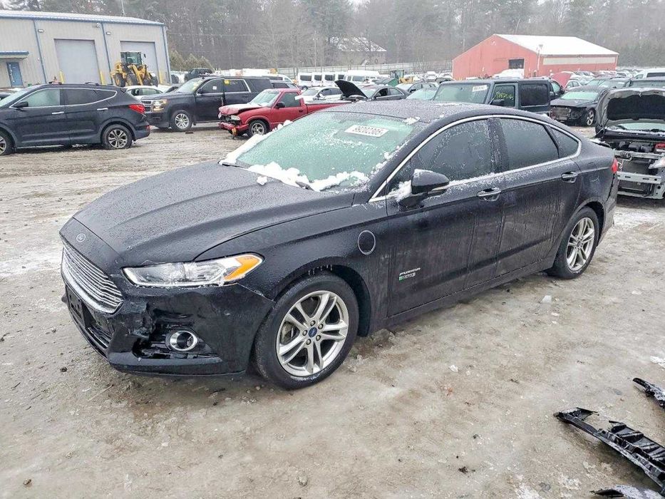 Ford Fusion PHEV Titanium (2016)