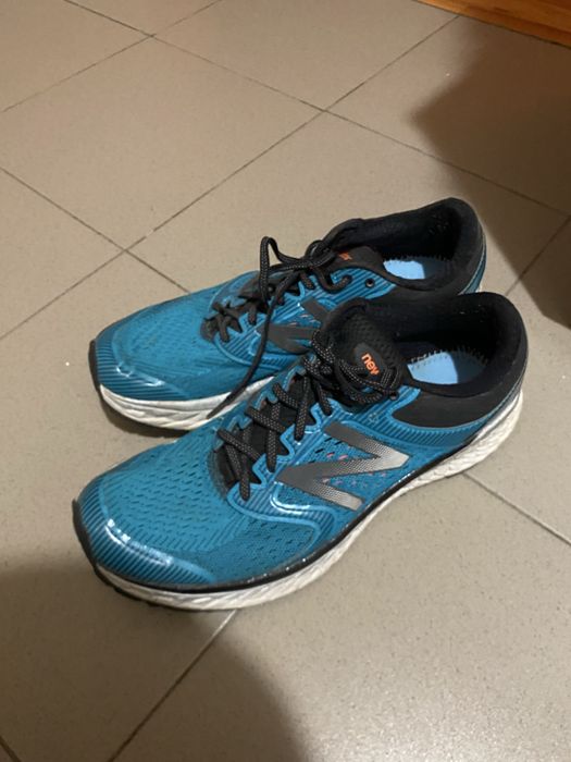 Продам кросівки для бігу new balance m1080bo7