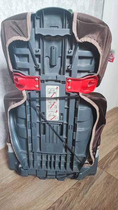 Дитяче авто крісло Graco