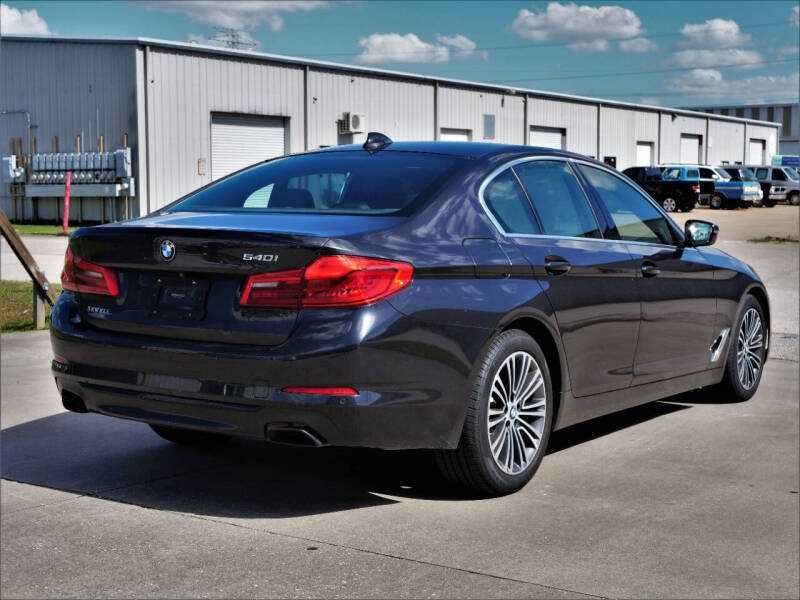 2019 BMW 5 Series 540i