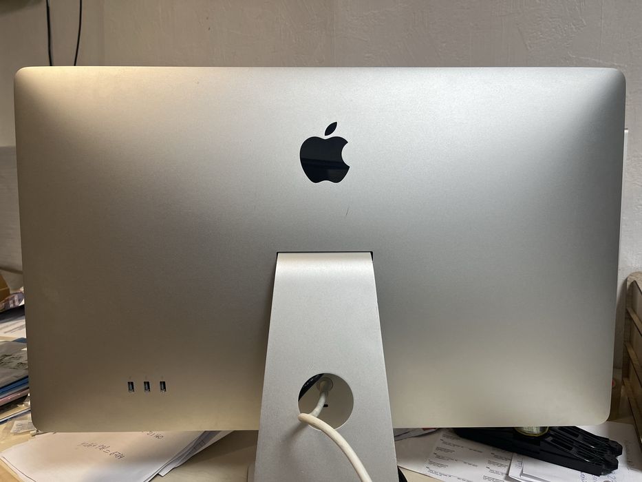 Монітор Apple Cinema Display A1316 27 дюймів