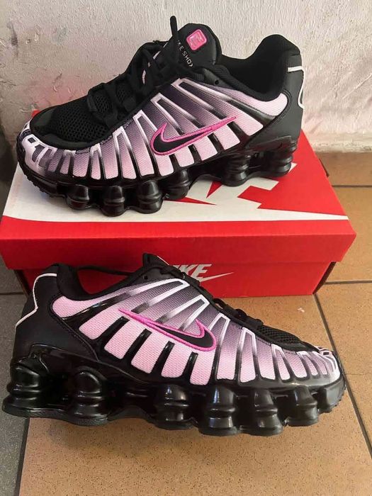 Buty Nike Shox Sportowe