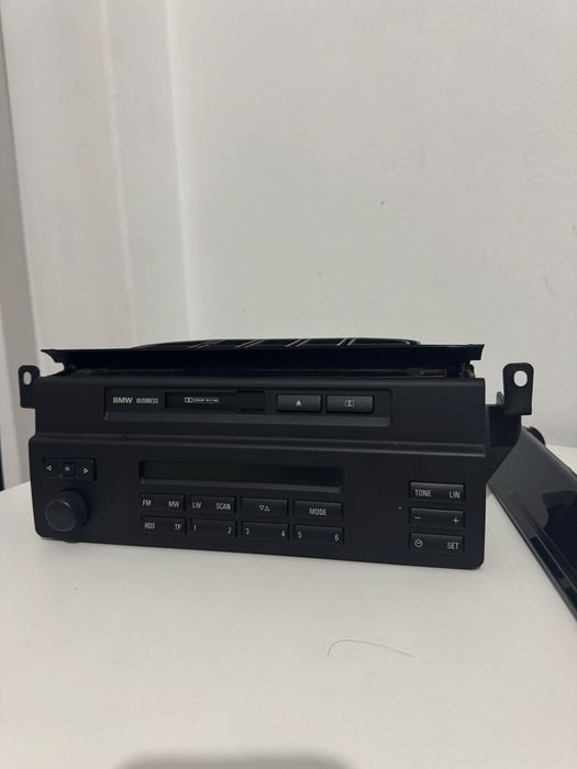 Rádio Original BMW E39 Business – 520d Touring (2001)