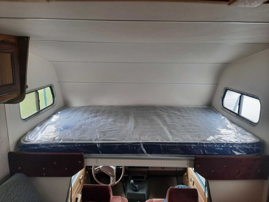 Toyota Truck Hilux – Pickup / Autocaravana americana CLasse 1
