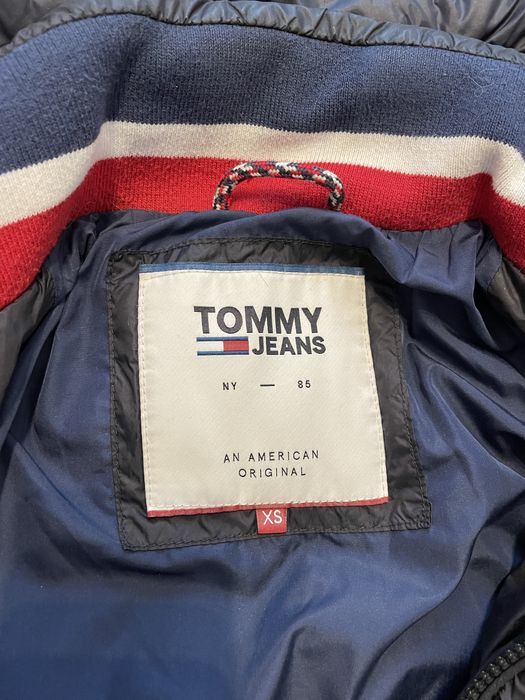 Zimowa meska kurtka puchowa Tommy Hilfiger, czarna, ciepla r. XS