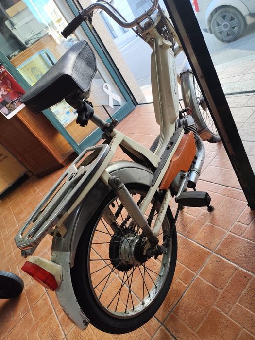 Mobylette Caddy especial