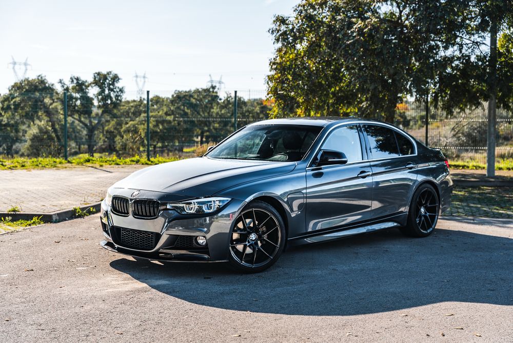 BMW Serie 3 330e Pack M