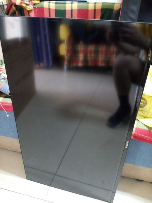 Телевизор xiaomi mi 32 на запчасти матрица целая