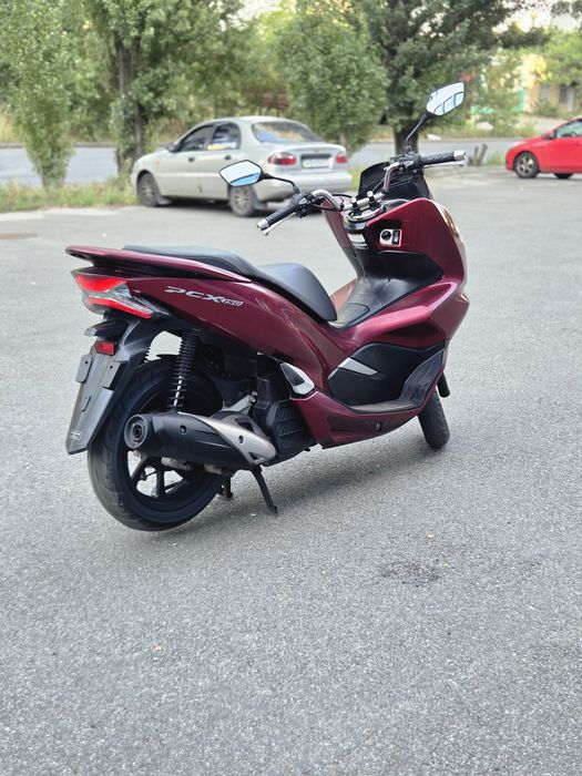 Макси-скутер HONDA PCX-150 2019