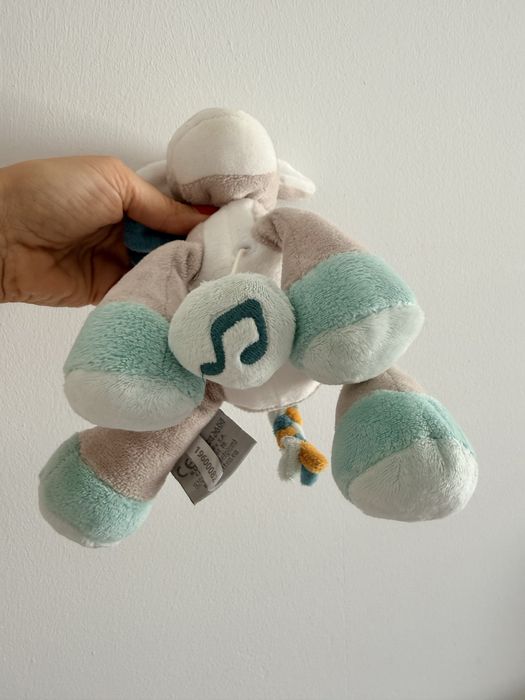 Nattou- Peluche musical para berço